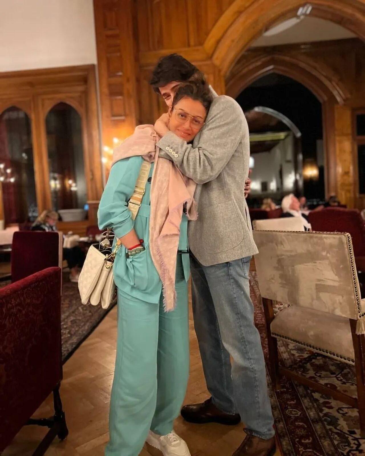 A hug from a loved one has the power to change the course of a bad day and it seems like Mahesh Babu's hug was an instant moodlifter for Namrata