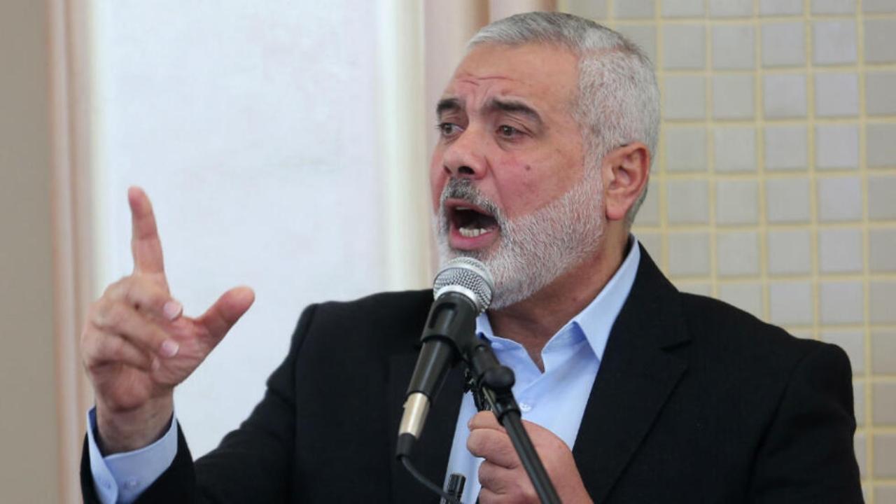 Hamas leader Ismail Haniyeh holds cease-fire talks with Egyptian officials