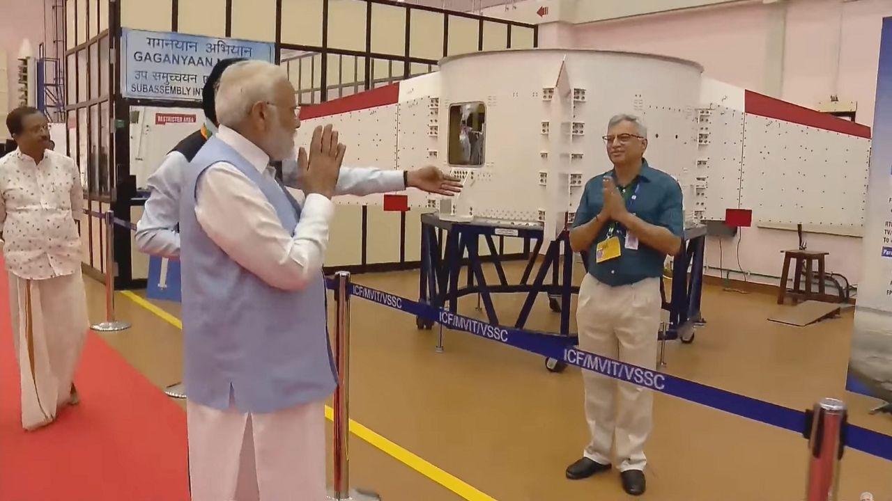 Accompanied by Kerala Governor Arif Mohammed Khan, Chief Minister Pinarayi Vijayan, and Minister of State for External Affairs V Muraleedharan, PM Modi also assessed the progress of ISRO's Gaganyaan human spaceflight programme.