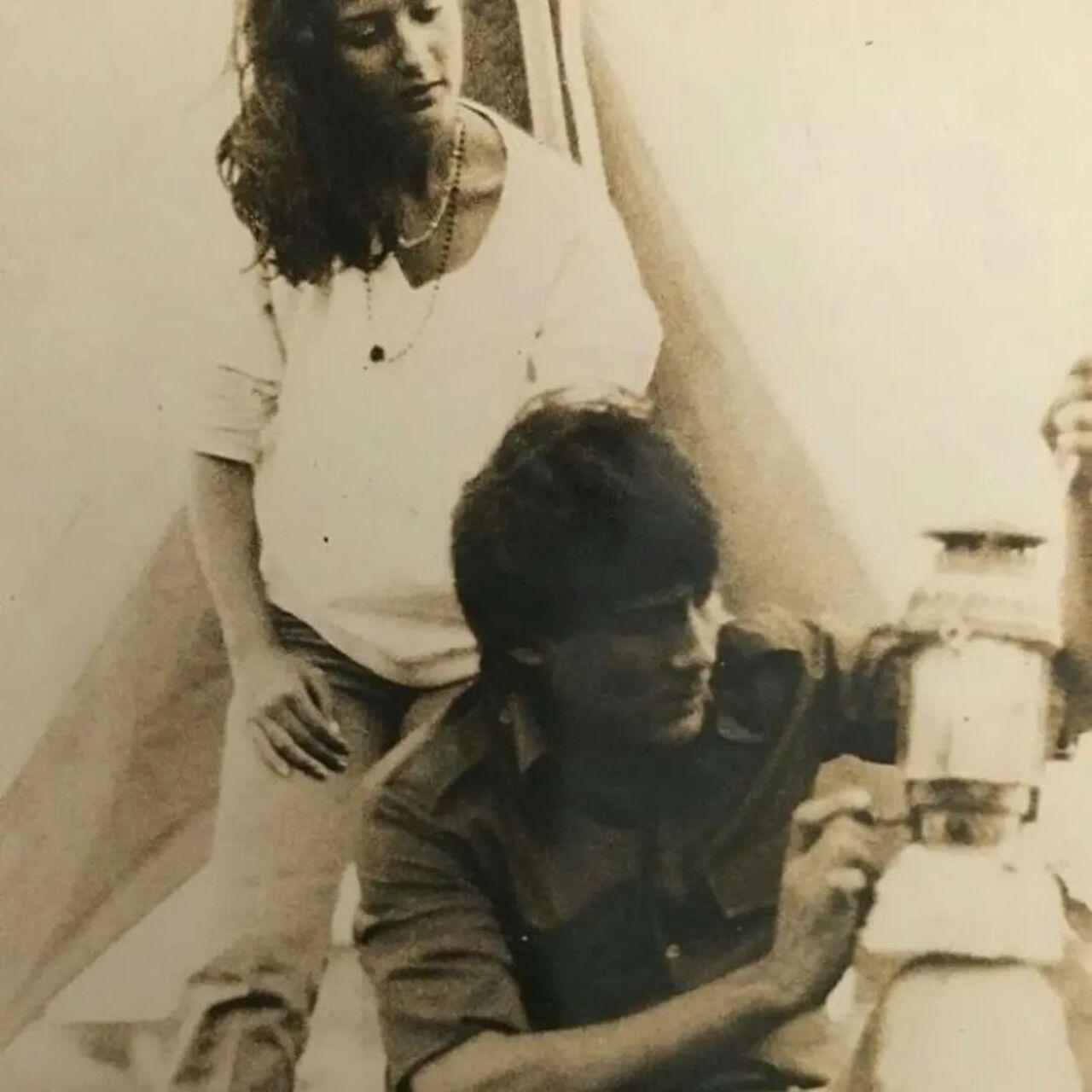 Jackie and Ayesha got married in 1987. They are parents to two successful kids- Tiger Shroff and Krishna Shroff. While Tiger pursued a career in the movies, his sister pursued fitness