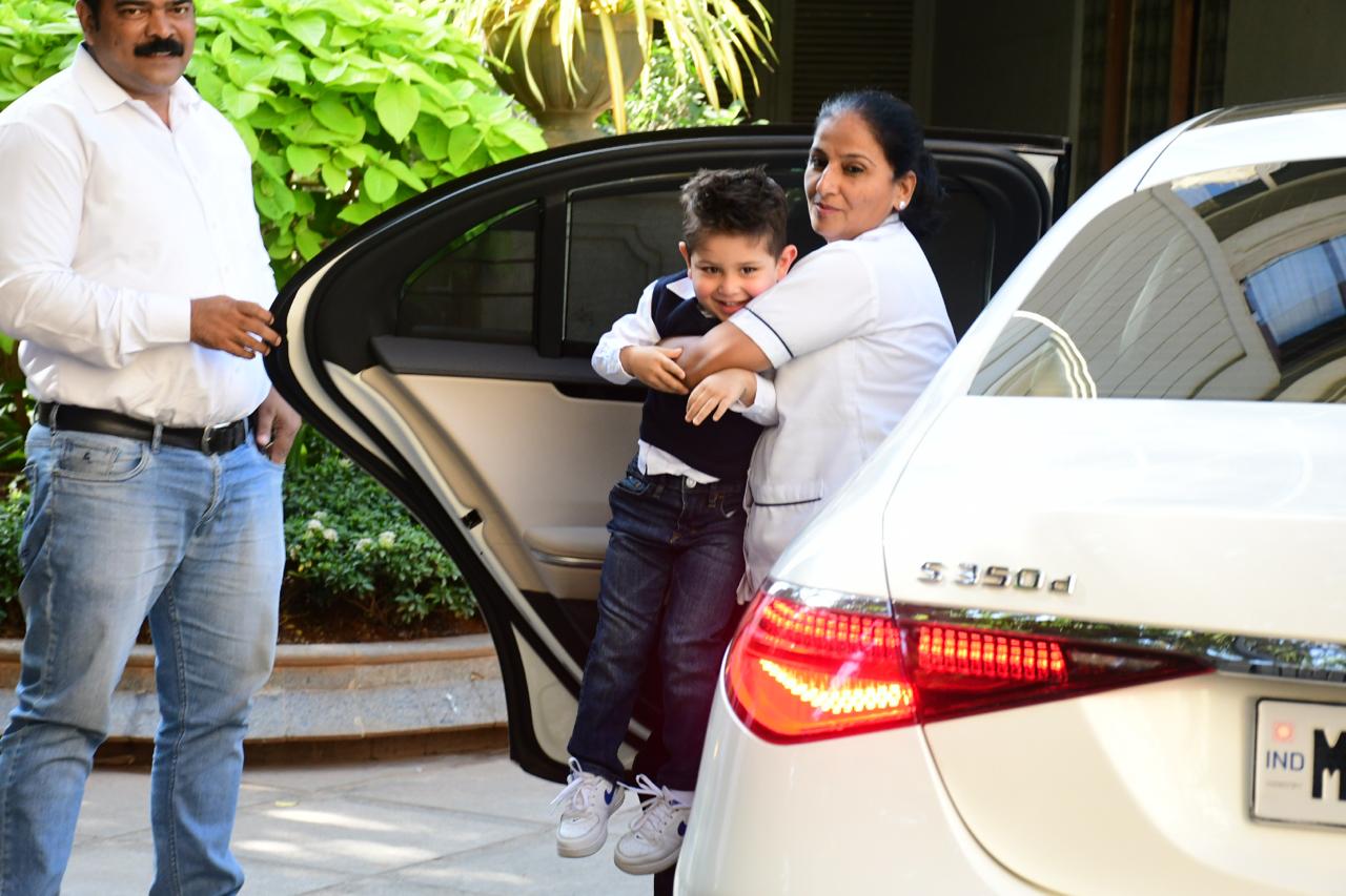Kareena Kapoor and Saif Ali Khan's younger son Jeh turned three years old today