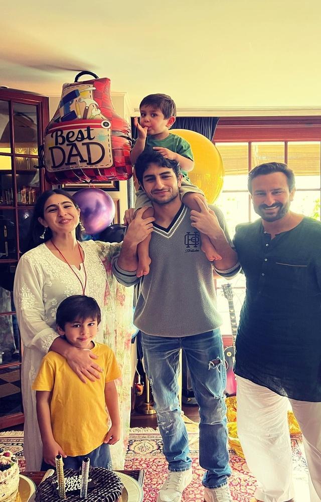 Being the youngest of the Pataudi siblings, Jeh certainly gets all the love from his sister Sara, and brothers Ibrahim and Taimur