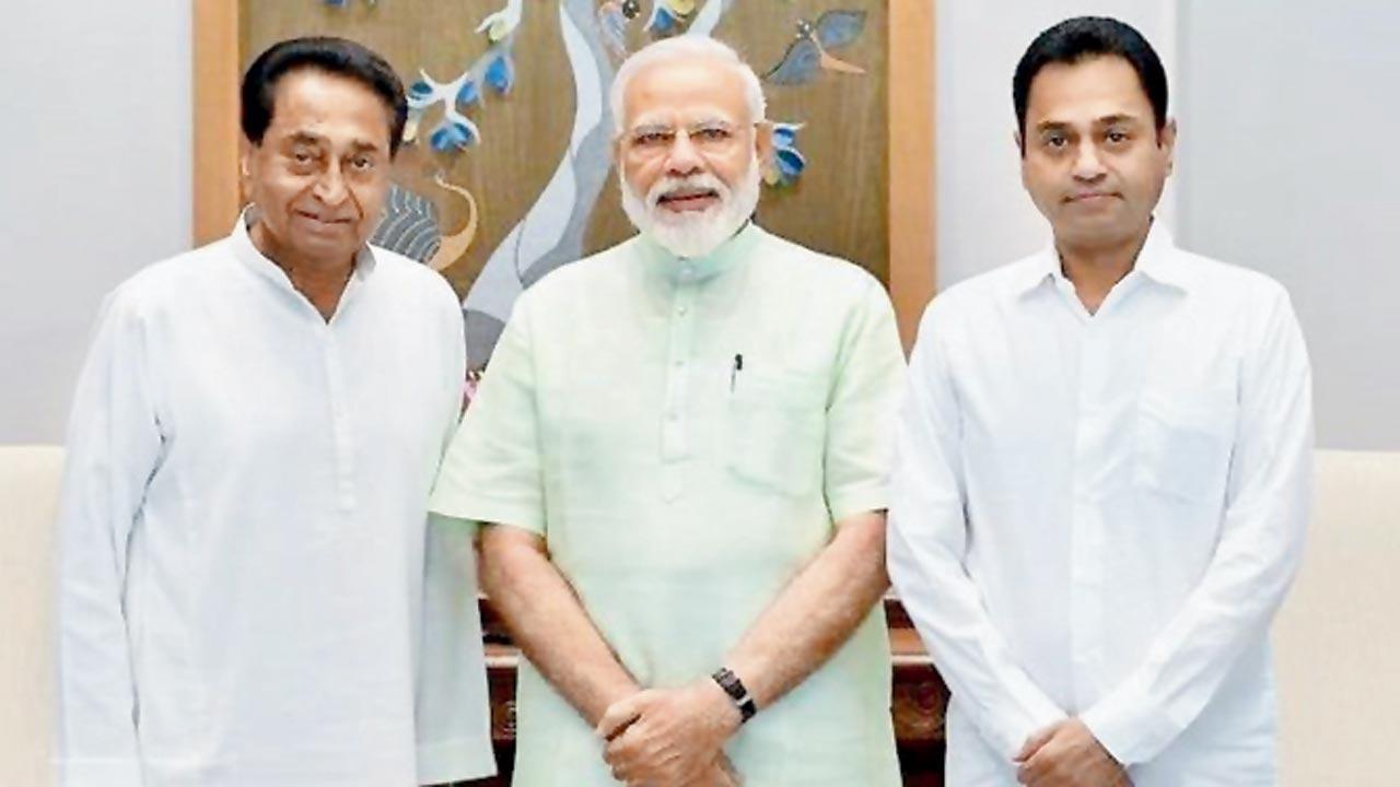 Kamal Nath s camp in secret talks with BJP MLAs reach Delhi