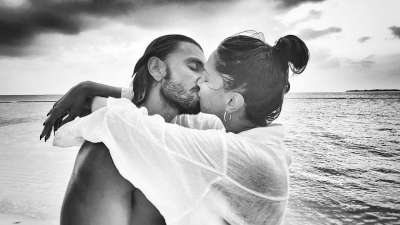 Deepika Padukone and Ranveer Singh locked lips to celebrate the release of 'Gehraiyaan'. The couple rocked the internet with this picture of their loving embrace