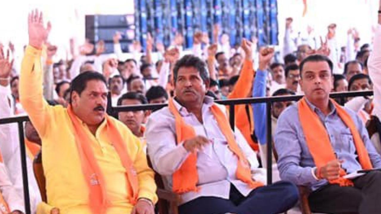 Newly inducted in Shiv Sena, Milind Deora was also present at the convention 