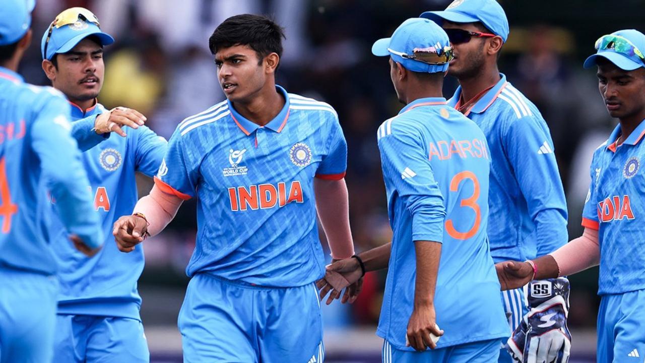 Raj Limbani's three-wicket haul helps India hold Australia to 253 in Benoni