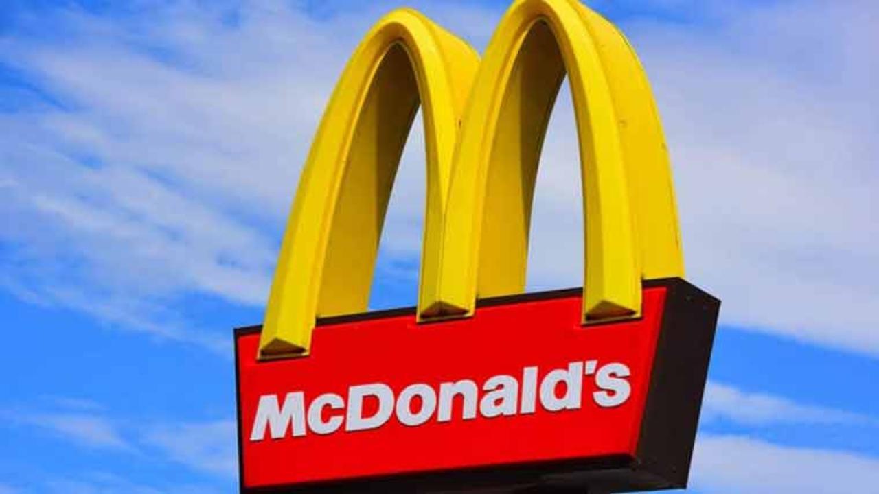 Maharashtra: Licence of McDonald`s outlet revoked for using “cheese substitute” | News World Express