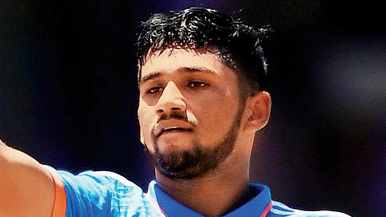 Musheer replaces unfit Dube in Mumbai's Ranji team