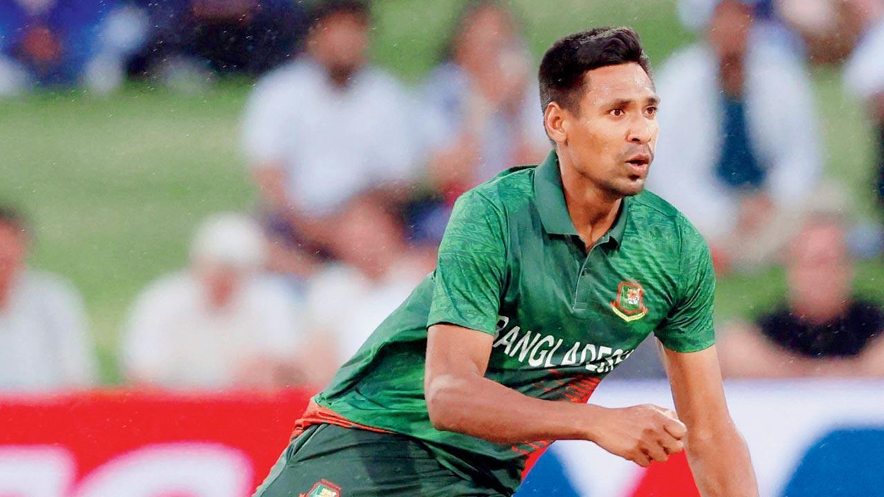 Bangladesh pacer Mustafizur hospitalised after blow to head
