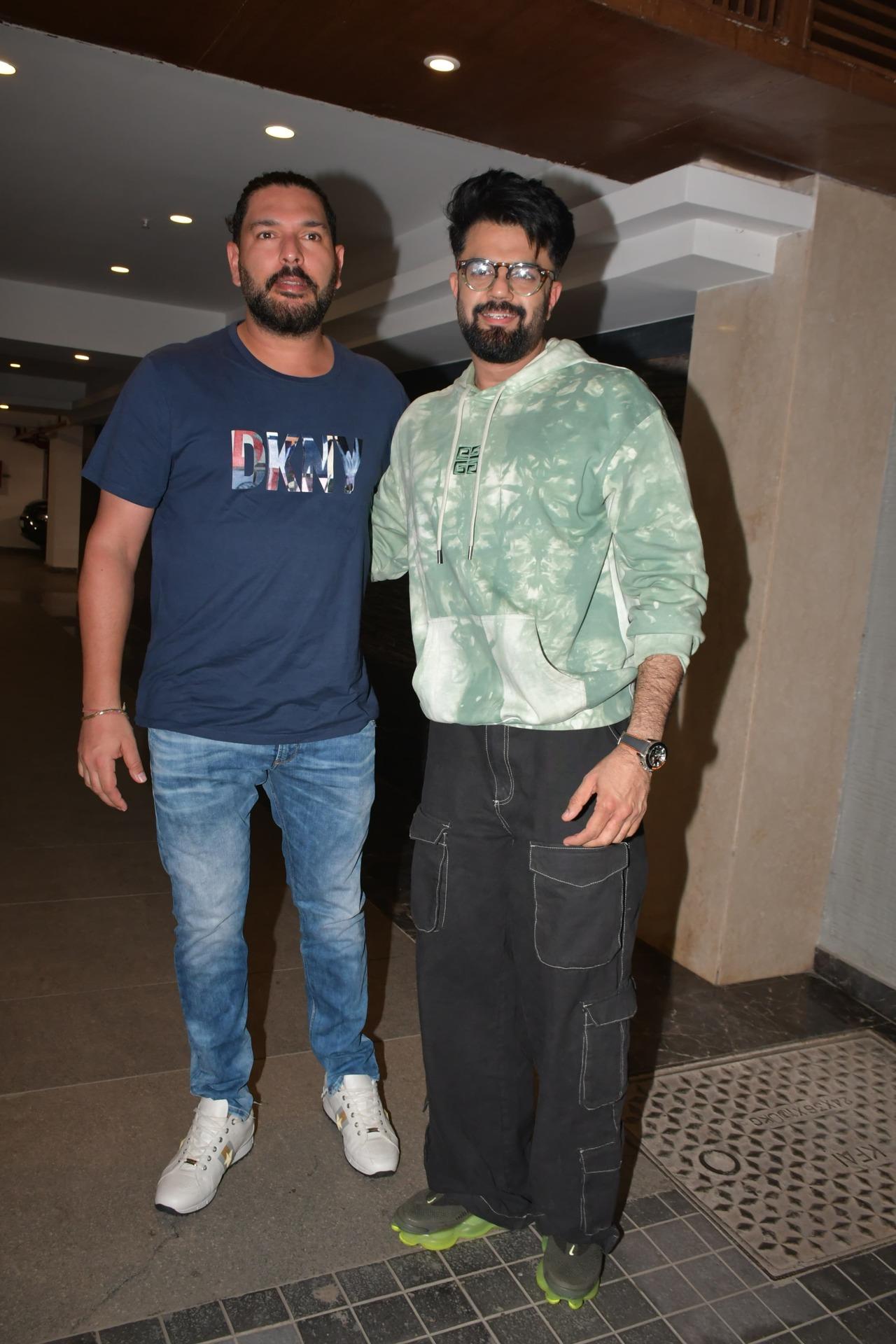 Maniesh Paul and Yuvraj Singh greeted each other like old friends as they bumped into each other outside the apartment