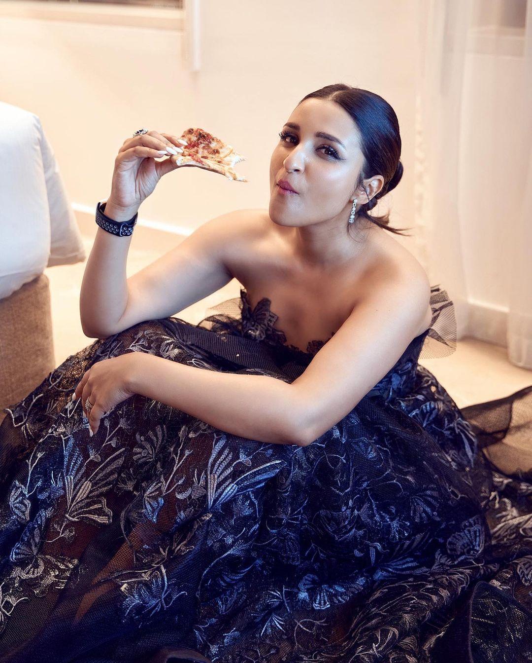 Parineeti Chopra set hearts on fire when she posted these snaps of herself looking gorgeous as she divulged in the post-show snack