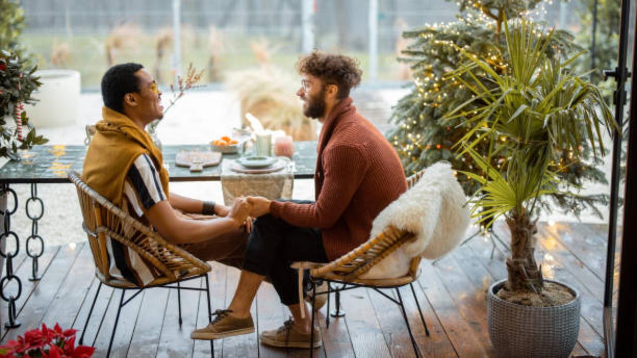 Queer dating tips by the community, and for the community