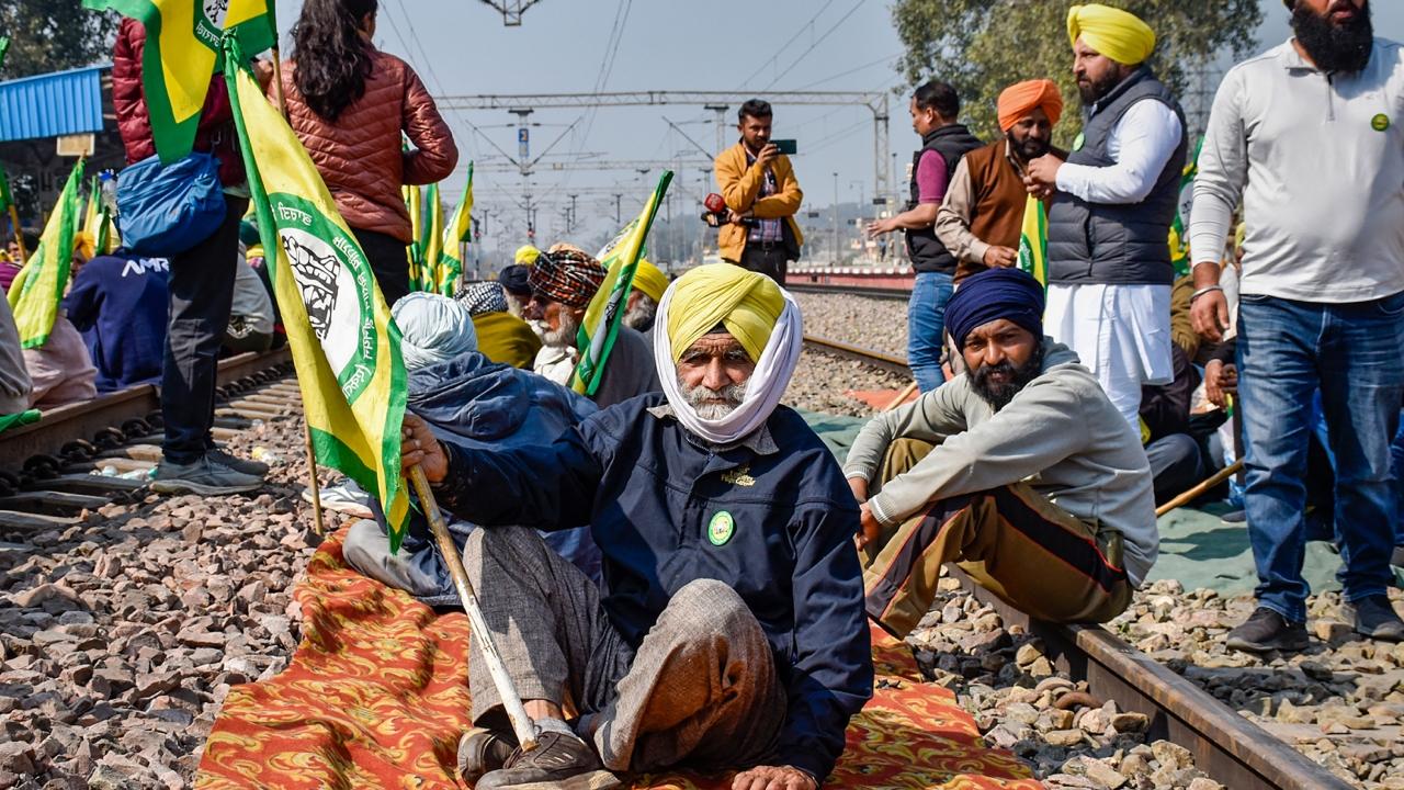 Bhartiya Kisan Union (Ekta Ugrahan) and BKU Dakunda (Dhaner) had given the call for a four-hour 'rail roko' protest at several places in Punjab