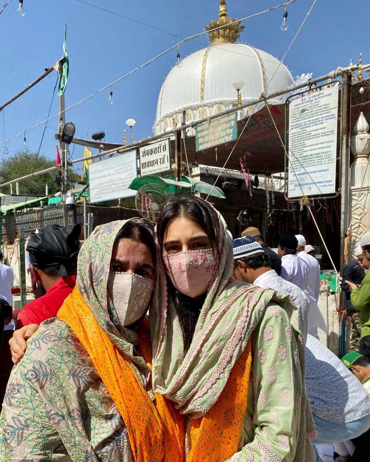 Amrita Singh and Sara Ali Khan at Ajmer Sharif Khwaja Gharib Nawaz