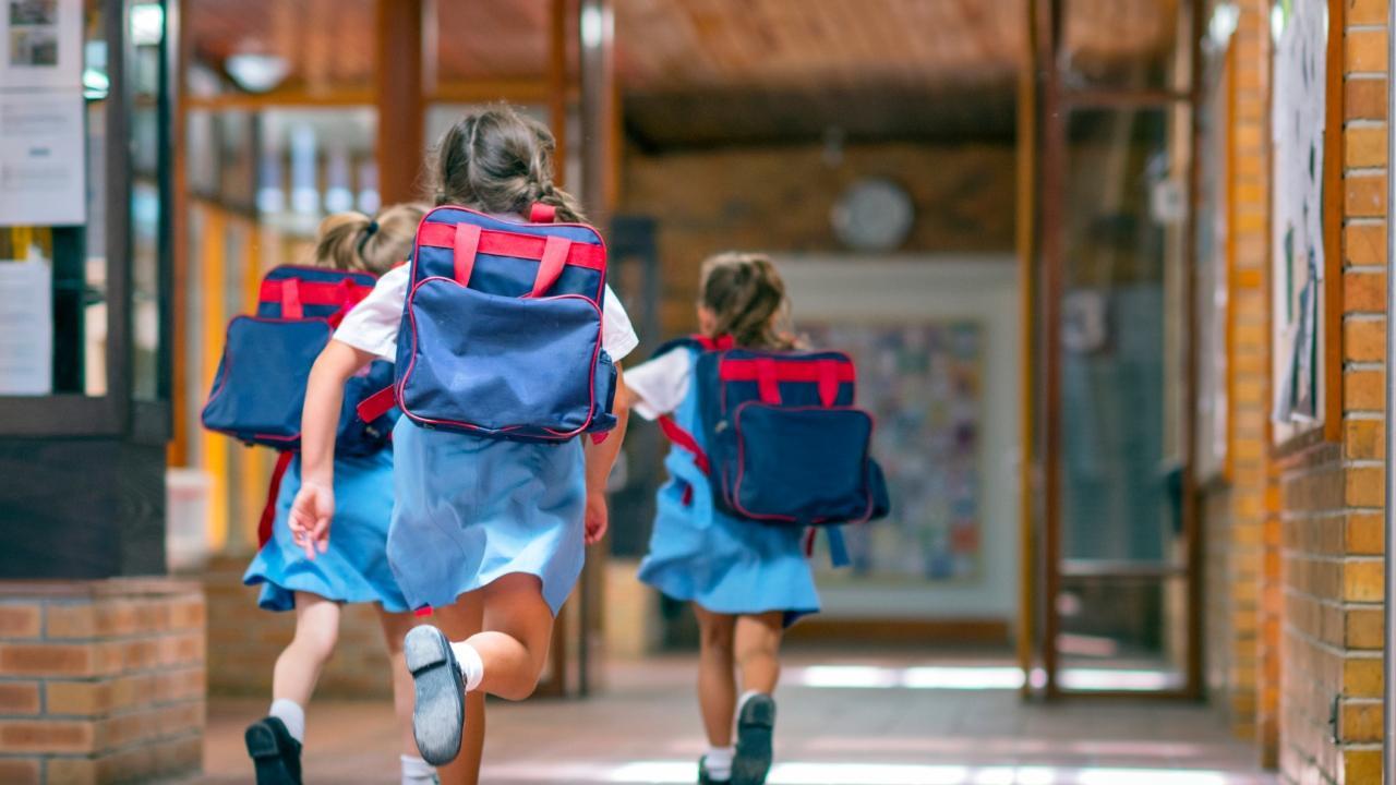 Maharashtra govt tells schools to start classes for pre-primary to Std IV from 9am