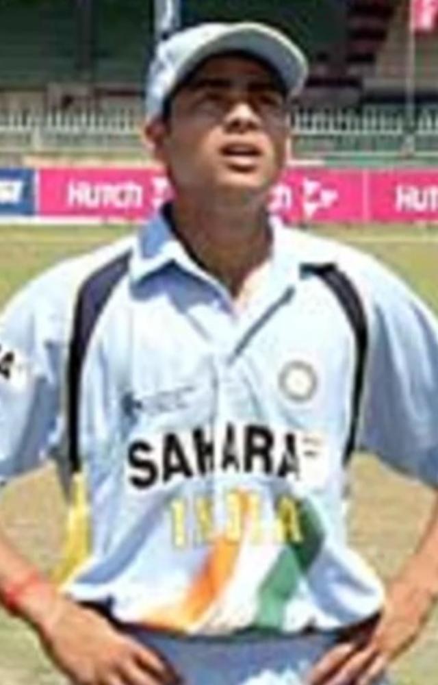 India clashed with arch-rivals Pakistan in the finals of the Under-19 World Cup 2006. Ravikant Shukla-led Indian team lost the match by 38 runs