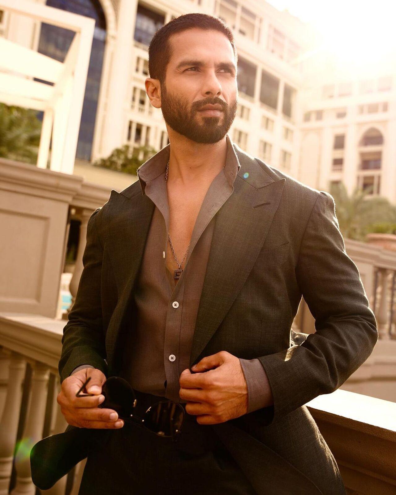One can never go wrong with the classic black and grey three-piece suit and Shahid is proof of the same