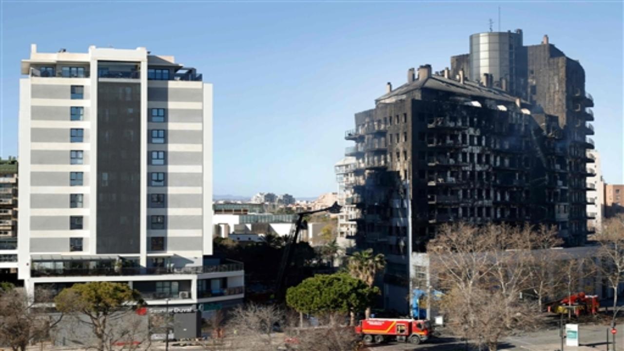 Residents of the building were given accommodation in hotels or in the homes of relatives or neighbours, authorities said