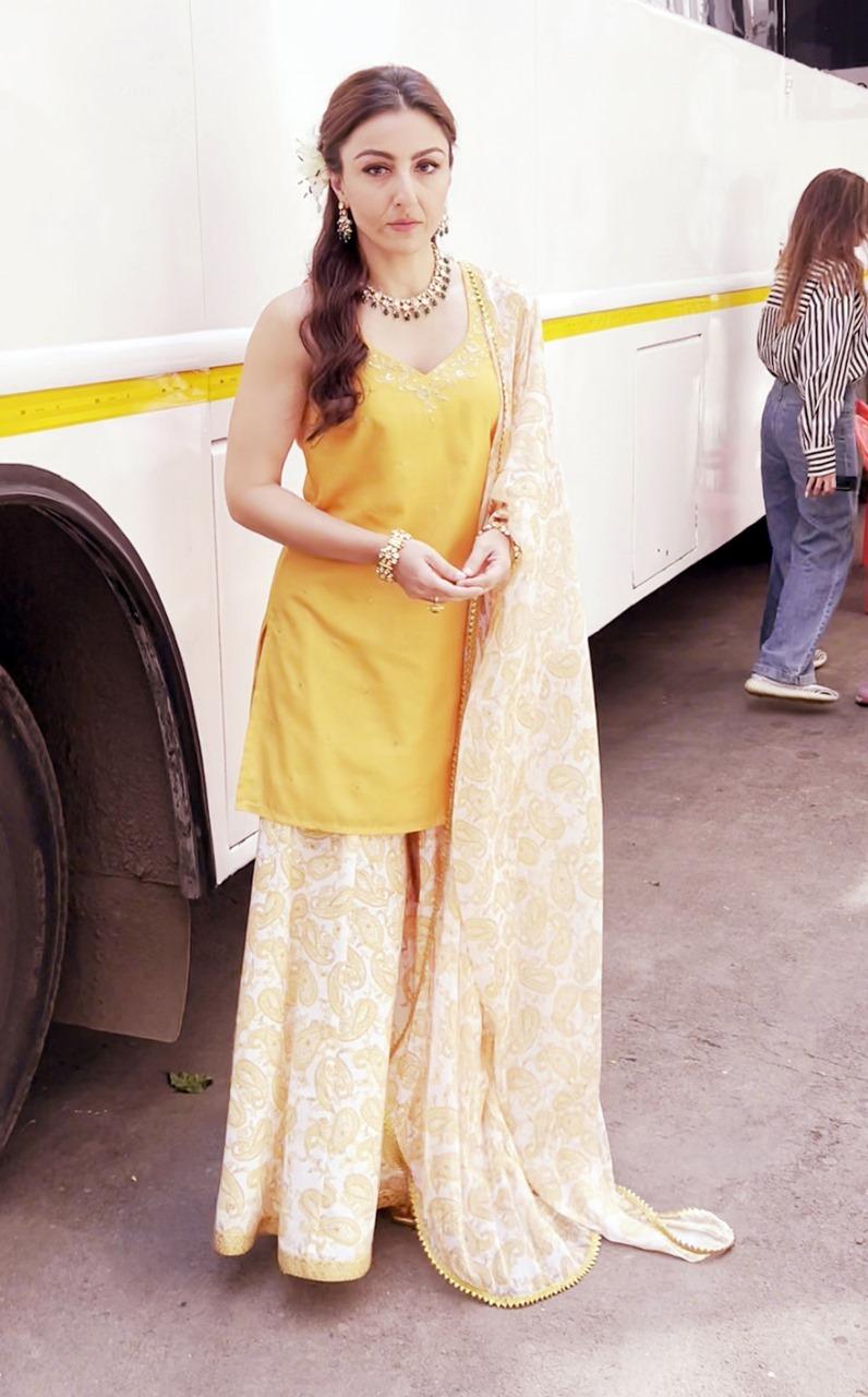Soha Ali Khan was clicked in the city. the actress looked stunning as she wore a beautiful yellow kurta and paired it with white palazzo and matching dupatta
