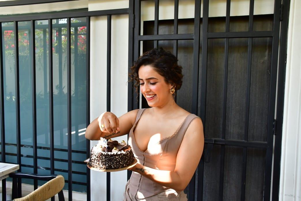 Sanya Malhotra celebrated her birthday with paparazzi. The actress was all smiles as she cut her birthday cake