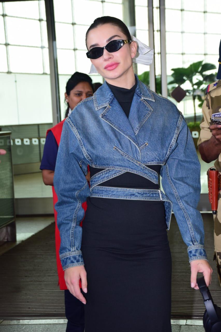 Amy Jackson was in Mumbai for the launch of her upcoming Bollywood project 'Crackk'. 