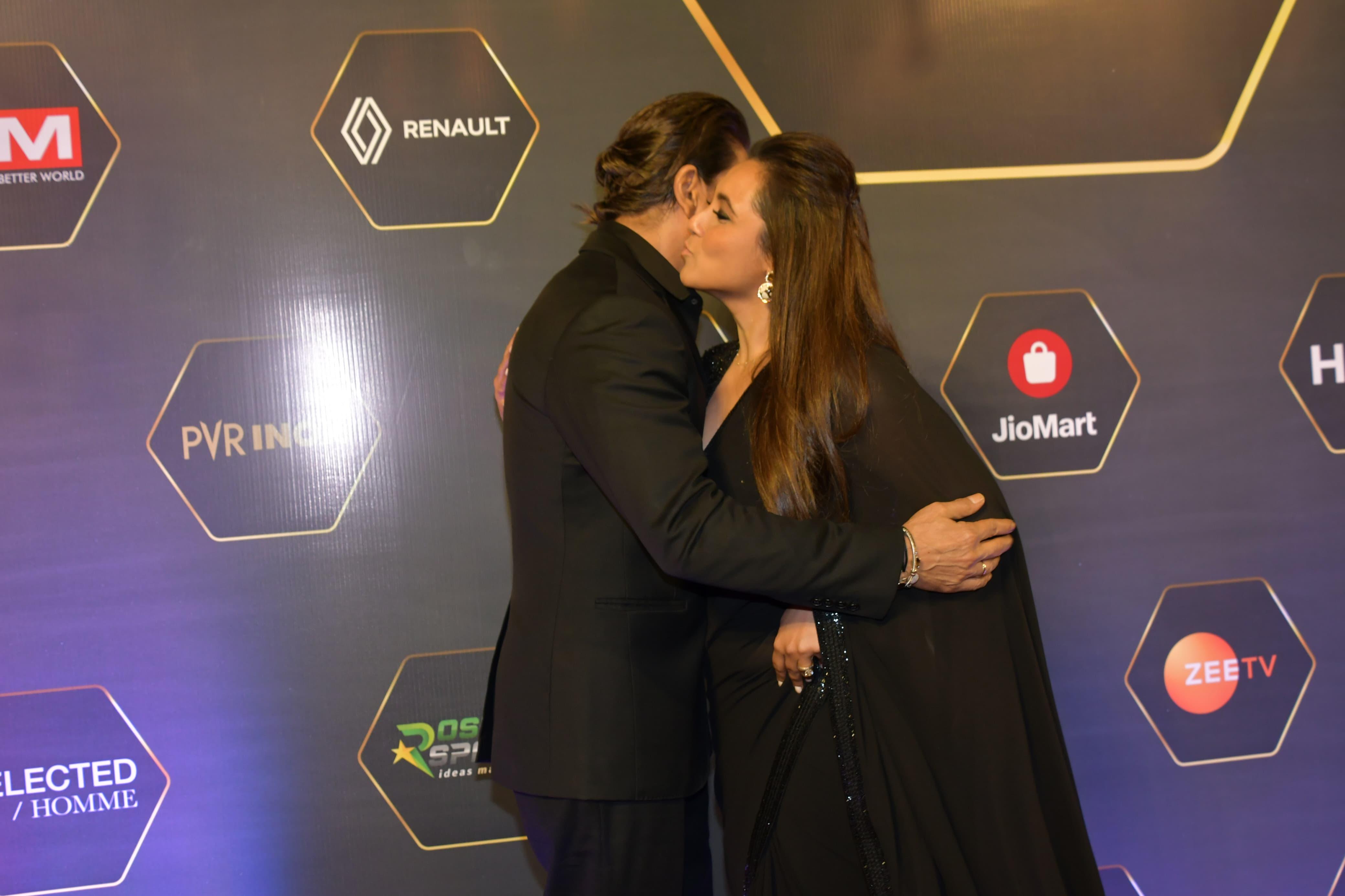 Shah Rukh Khan and Rani Mukerji shared a warm hug as they made a rare appearance together on the red carpet. Shah Rukh Khan bagged the award for the Best Actor for his performance in Jawan