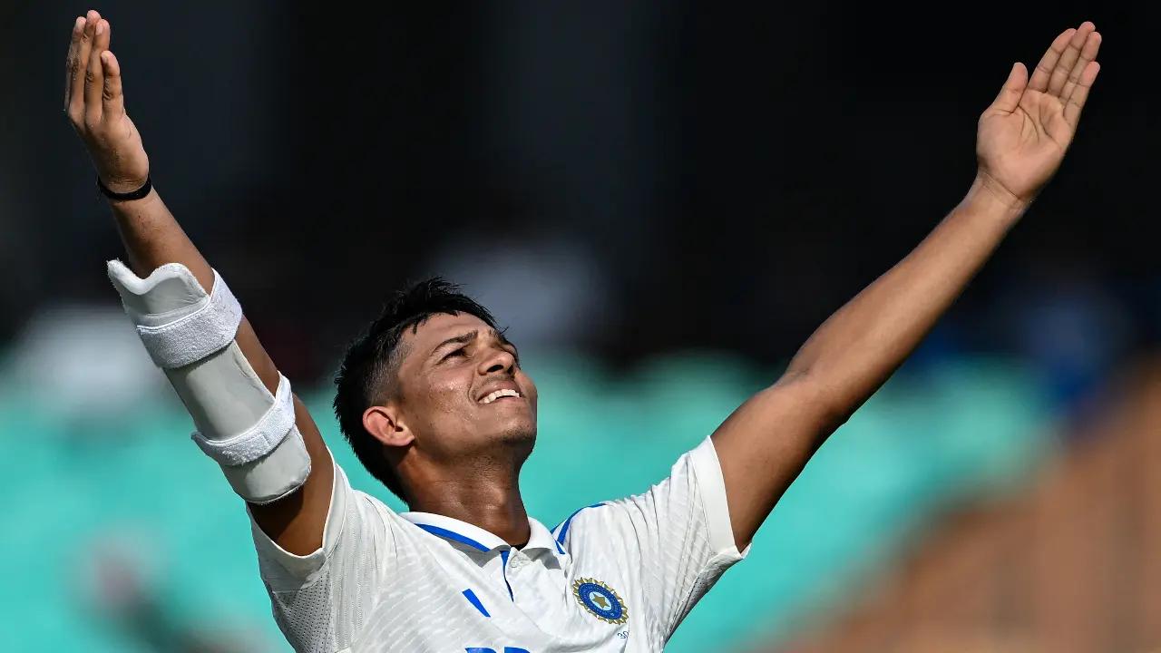 The right-hander is in tremendous form in the test series with two double centuries already registered to his name. So far with 618 runs, he is in the race with India's stalwarts Sunil Gavaskar and Virat Kohli for the most runs scored by an Indian in a test series