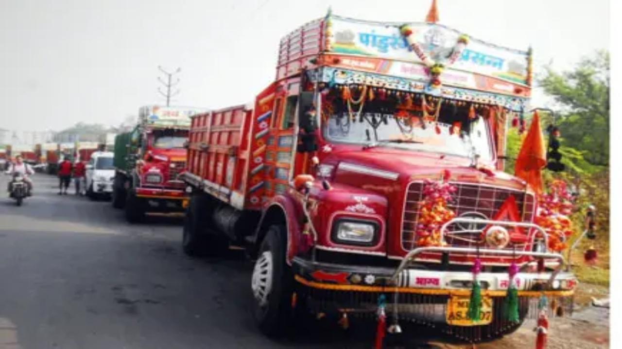 Maharashtra transporters rejoice scrapping of Warai tax on goods transportation