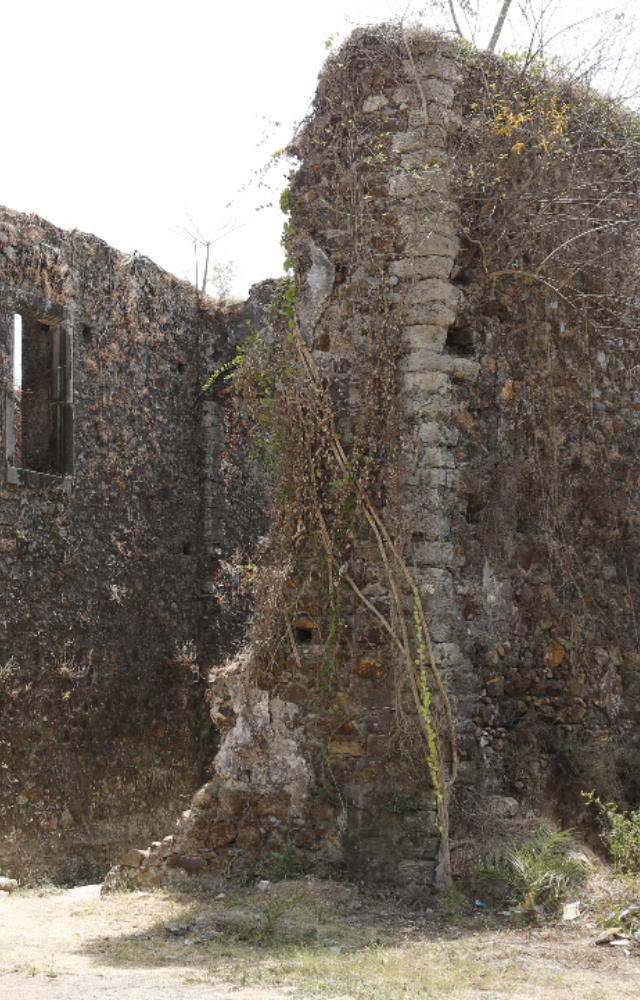 Vasai Fort, also known as Bassein Fort, holds immense historical importance as it was built by the Portuguese in the early 16th century
