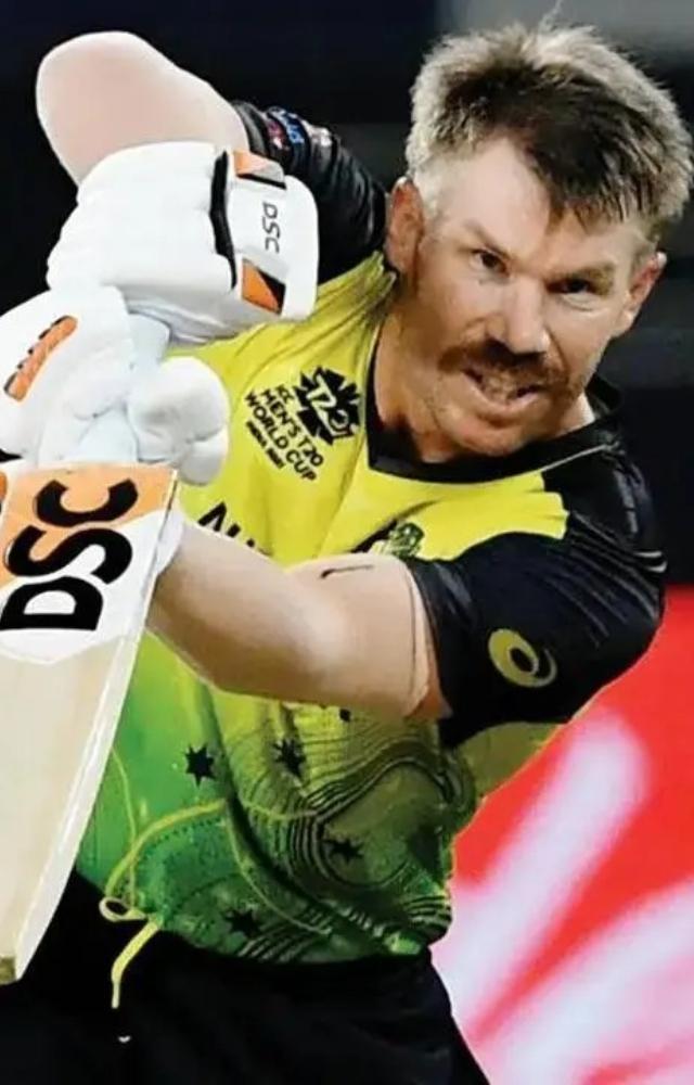 Warner joins Kohli, Taylor in elite list