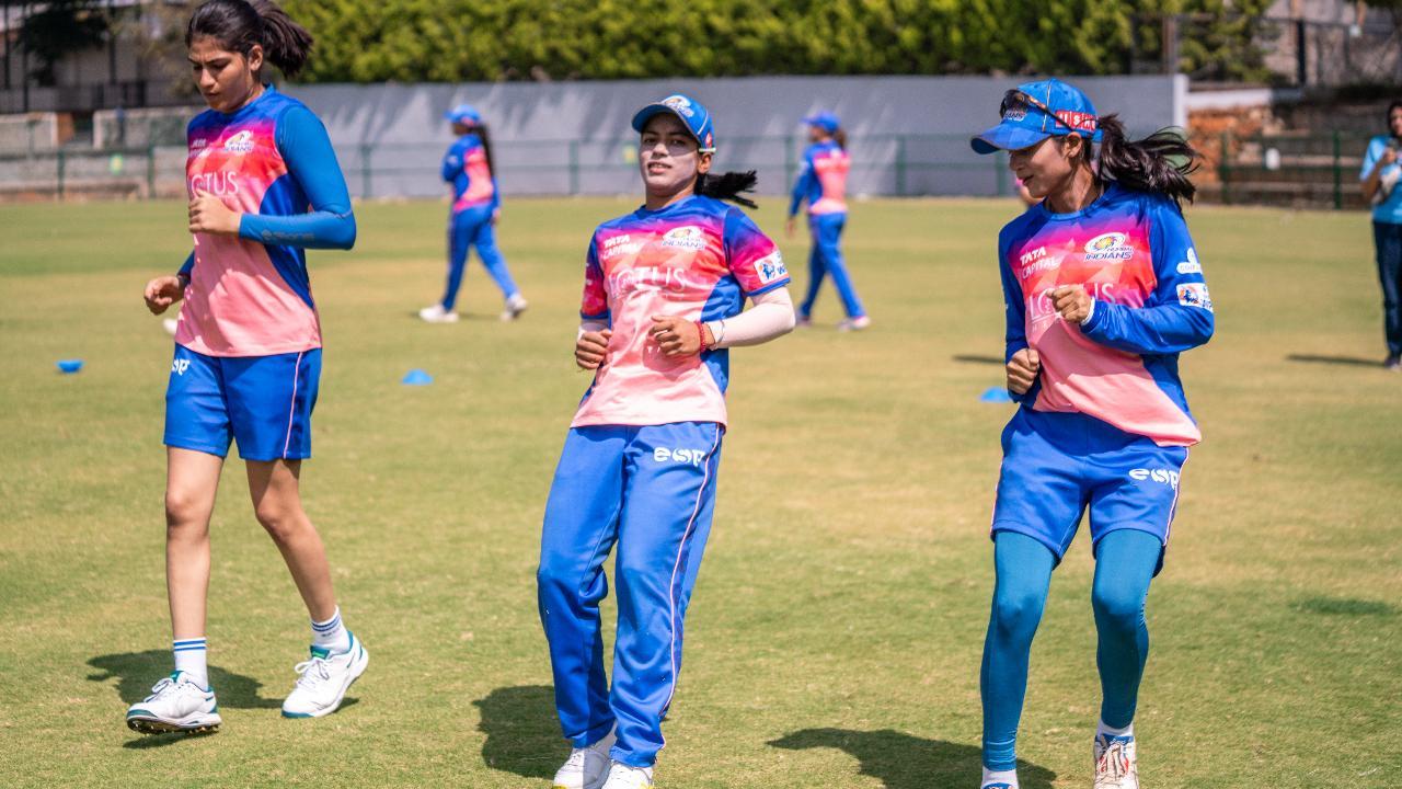 Head coach Muzumdar looks to create fast bowlers pool from WPL ahead of T20 WC