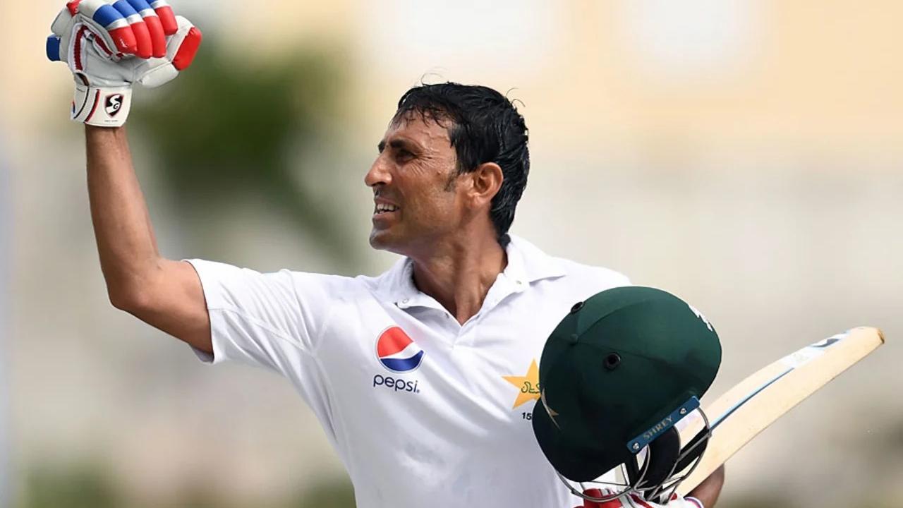 Younis Khan
Pakistan's batting great Younis Khan completed 32 test centuries in 193 innings and is the fifth fastest batsman on the list. He scored his 32nd century in a test match against England on August 12, 2016. Former Pakistan batsman registered 10,099 runs in 118 test matches