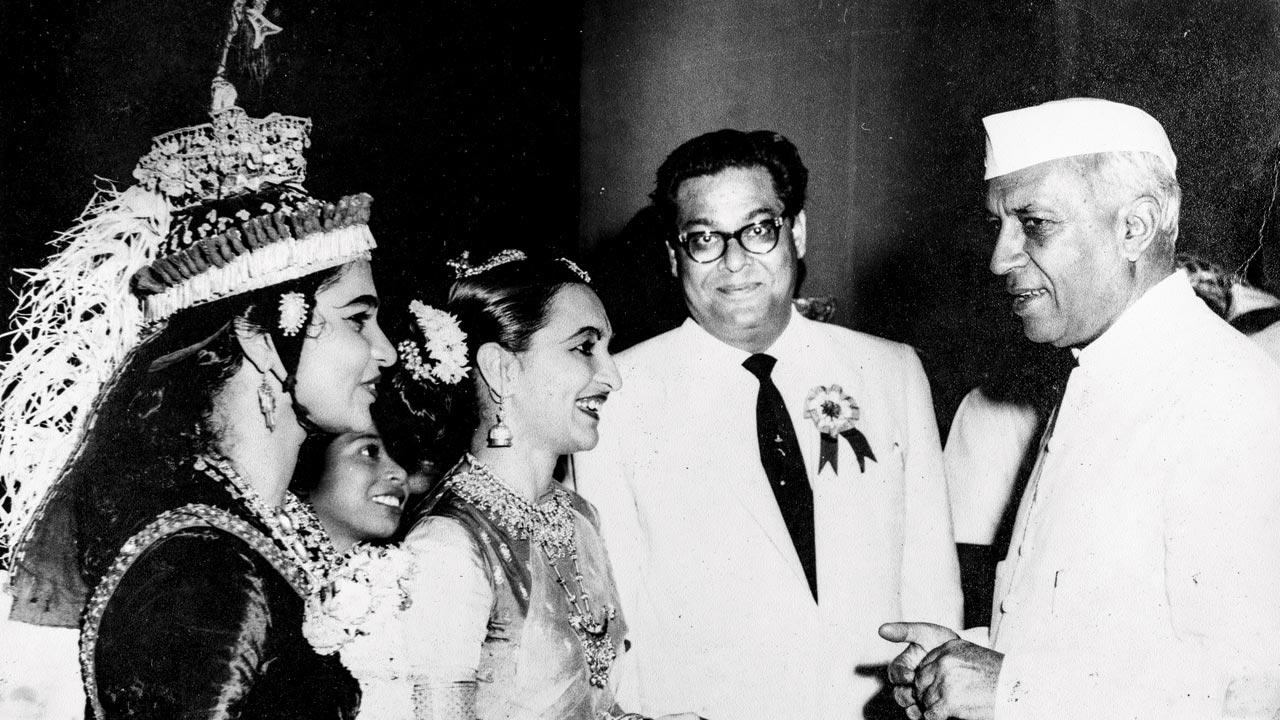 Darshana and Nayana Jhaveri with Pandit Nehru, Bombay, 1960s