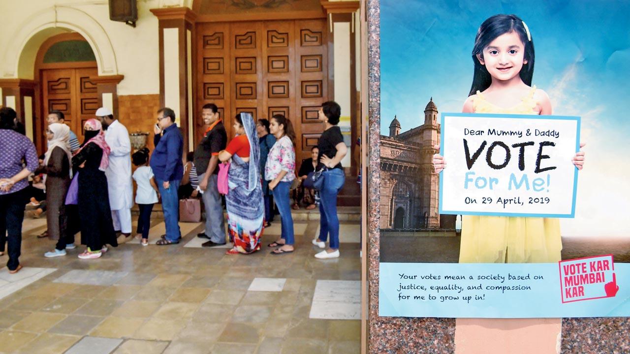 Mumbai voters queue up during the Maharashtra legislative assembly back in 2019 to exercise their right to vote. Pic/Getty Images