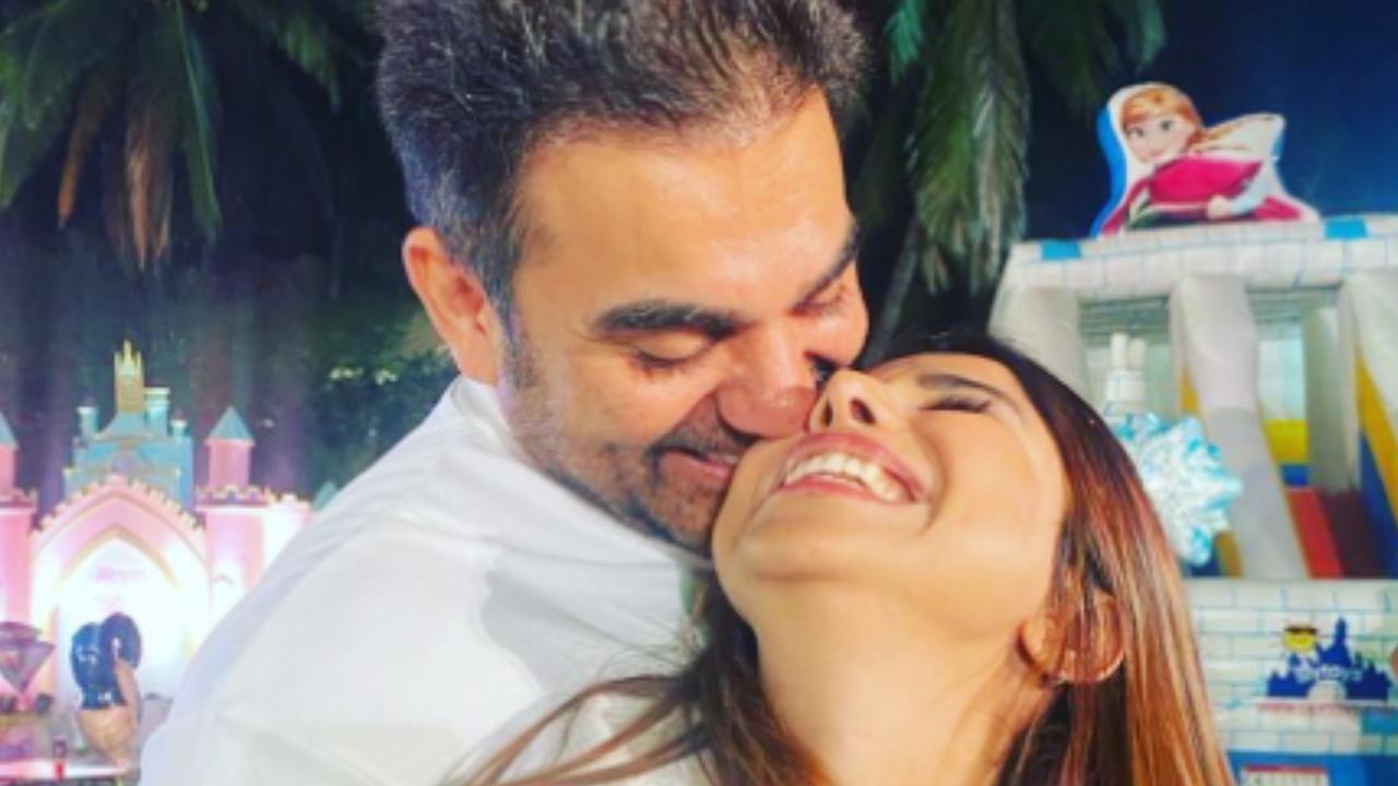 Arbaaz Khan crafted a romantic post for his wife, Sshura Khan, on her 31st birthday. He even wrote a heartfelt caption for the photo he posted on Instagram. Read more