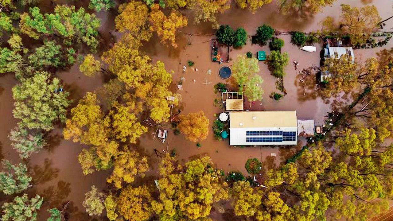 Hundreds in Australia evacuated due to floods