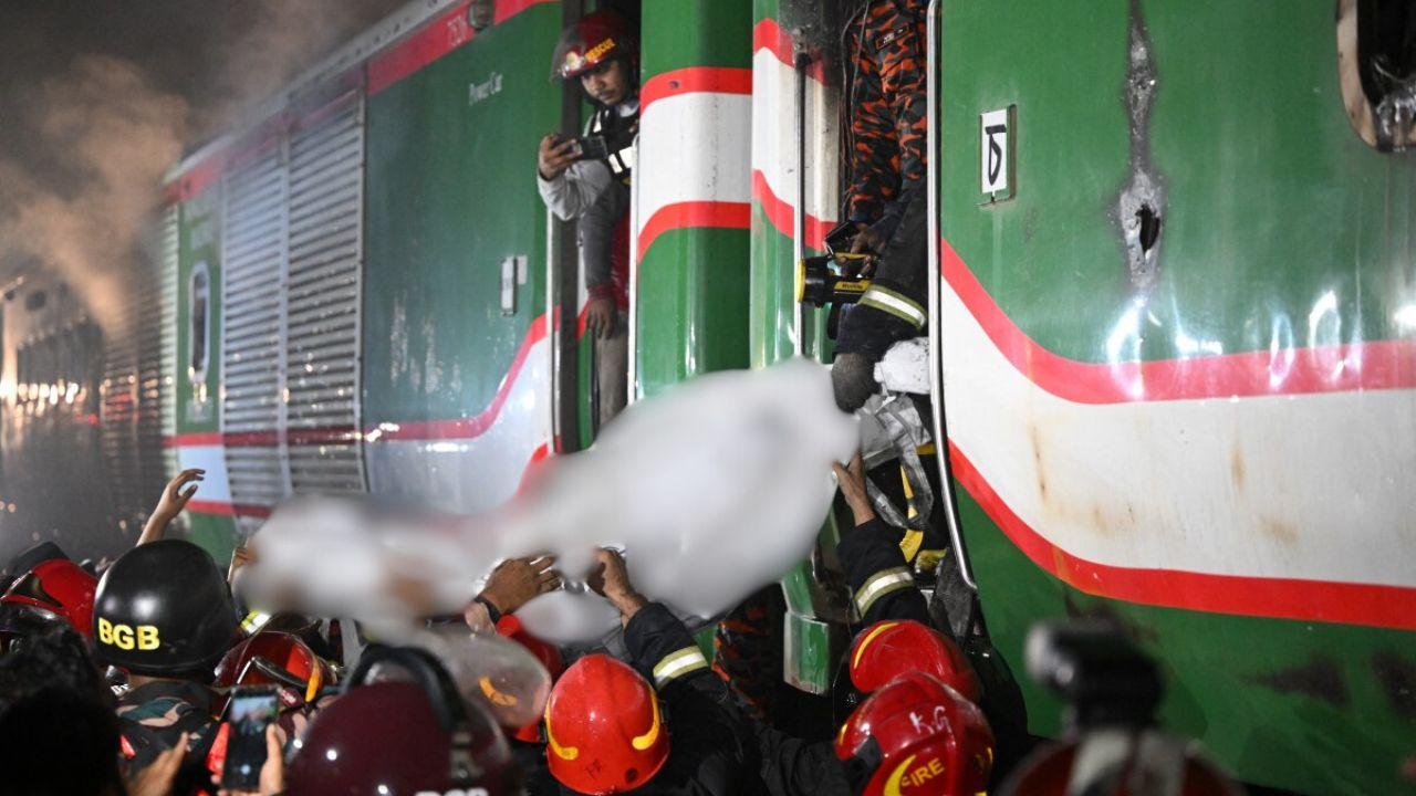 This is not the first time a train fire has caused a tragedy in Bangladesh. A similar incident occurred the previous month, in which the opposition BNP was charged, an allegation that the party vigorously rejected.