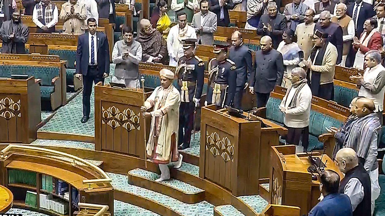 President Murmu highlighted the significance of the new Parliament building, expressing confidence that it would facilitate meaningful conversations on policies and honor democratic and parliamentary traditions.