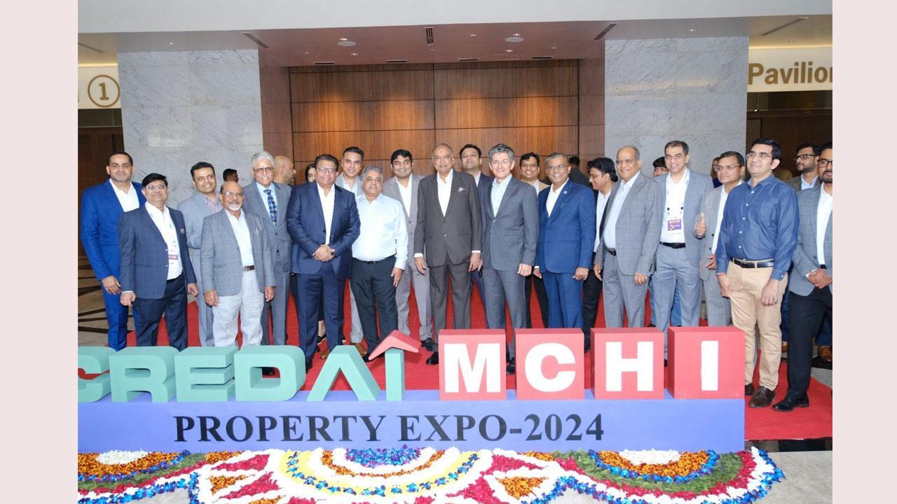 Overwhelming response on the 2nd day of CREDAI-MCHI India’s largest property 
