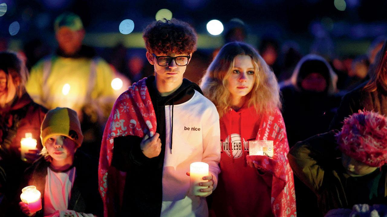 Iowa teen kills sixth grader, wounds five others, kills self