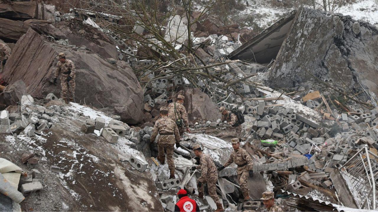 Deaths of 11 of the nearly 50 persons was confirmed while 500 residents were evacuated from the landslide-hit areas. 