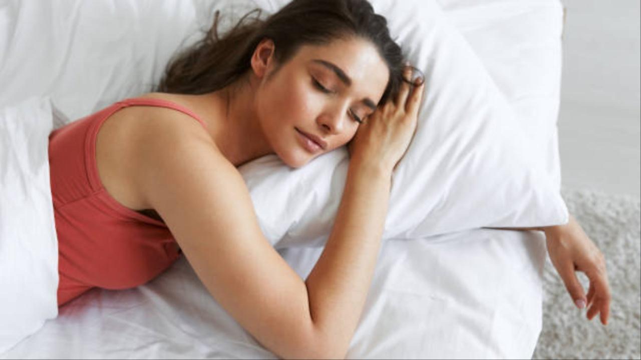Here are some tips that you can adopt to sleep well. Photo Courtesy: iStock