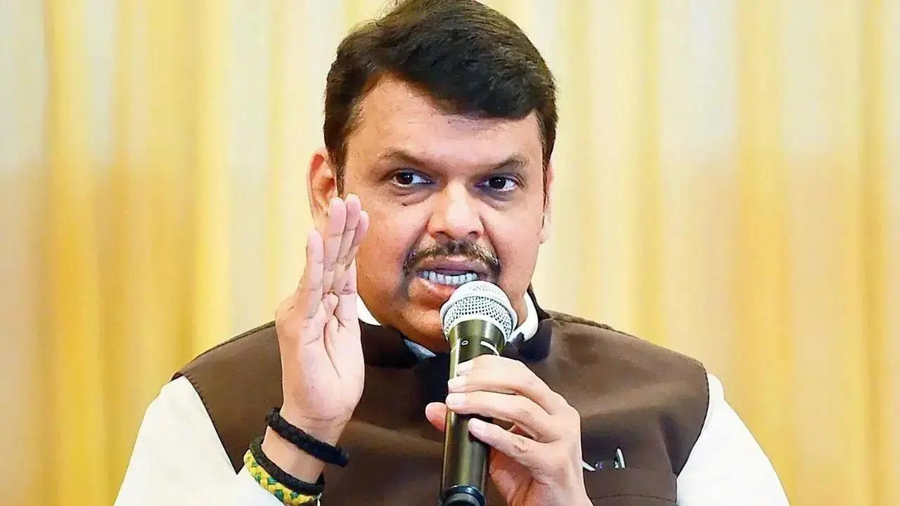 He should at sit home and write essays, says Fadnavis mocking Uddhav Thackeray
