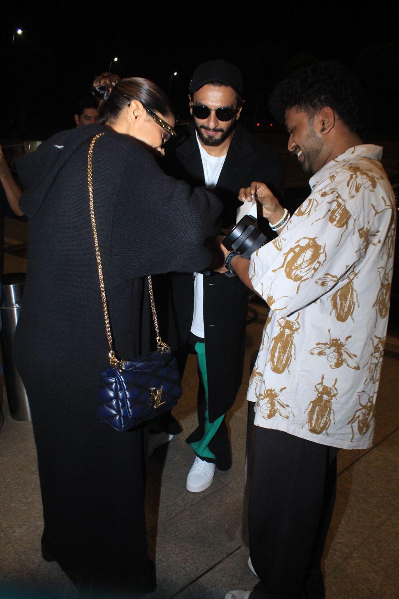 Deepika celebrated her 38th birthday on January 5. The photographer stationed at the airport brought a cake for the actress so she coud celebrat with them