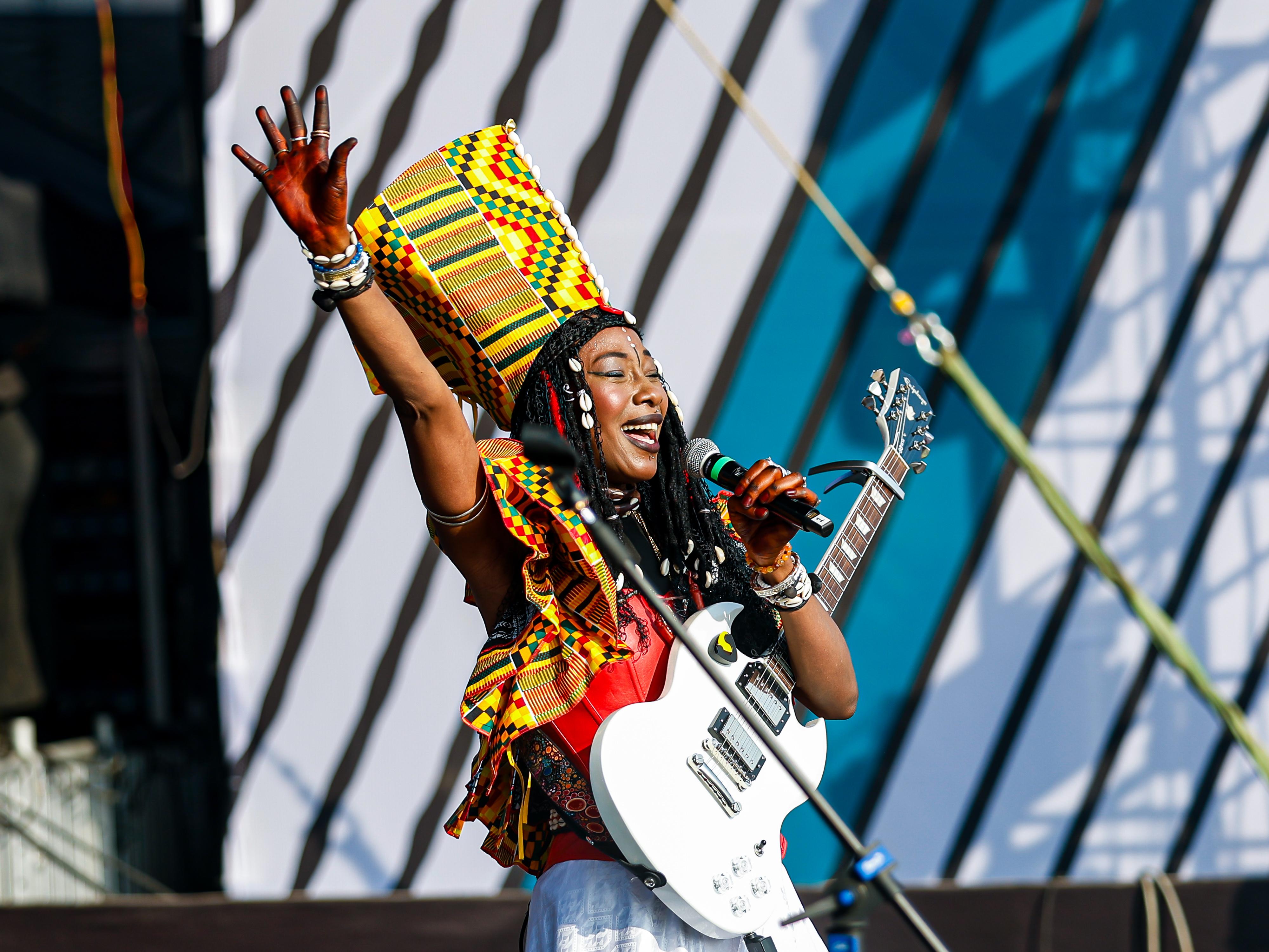 One of the most vital standard-bearers of modern African music Fatoumata Diawara, who introduced new sounds to India and folk beats, sent crowds ravishing in excitement and dancing the evening away at Lollapalooza India 2024