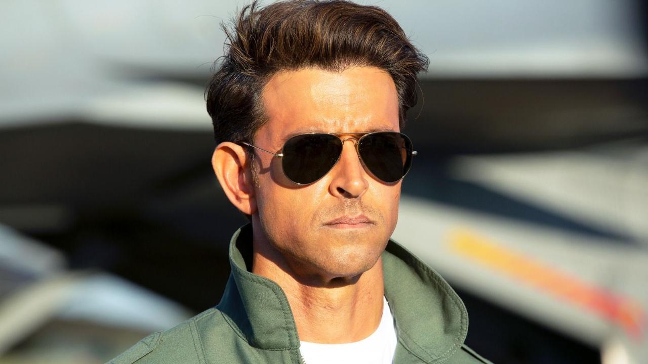 Hrithik Roshan relishes a cheat meal after 14 months of prep for 'Fighter'
