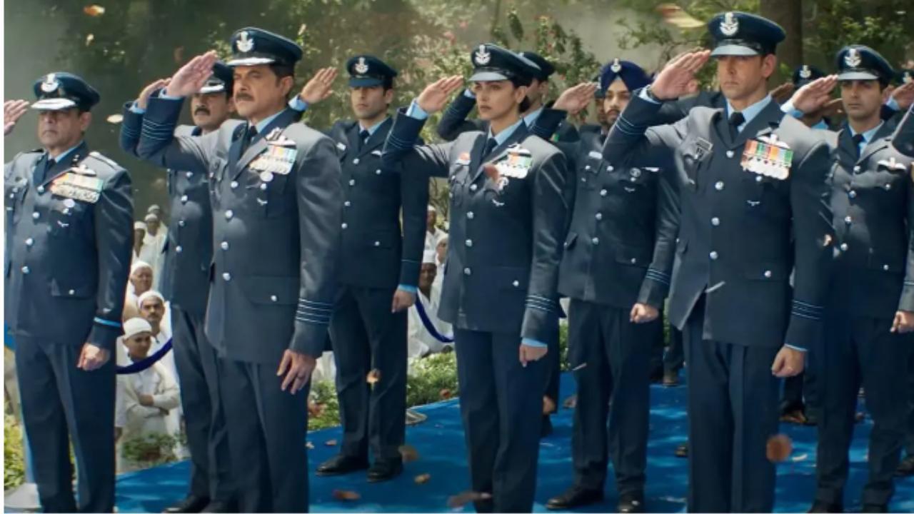 Fighter: First screening of Hrithik Roshan and Deepika Padukone-starrer to be held in Delhi for IAF officers