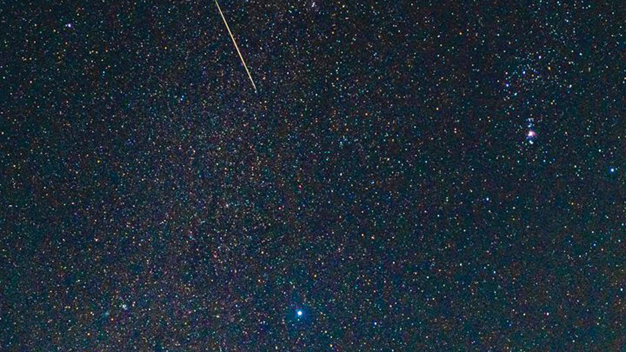 To capture the Geminids meteor shower in December 2023, the photographer used the Sony A7M4 and the 20mm 1.8f lens. 