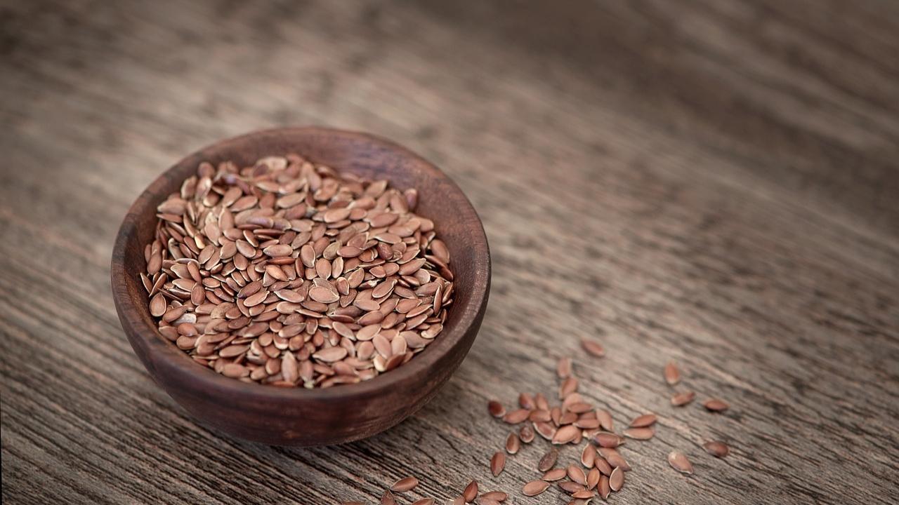 Healthy omega-3 fats in nuts, fish may slow deadly lung fibrosis: Study
