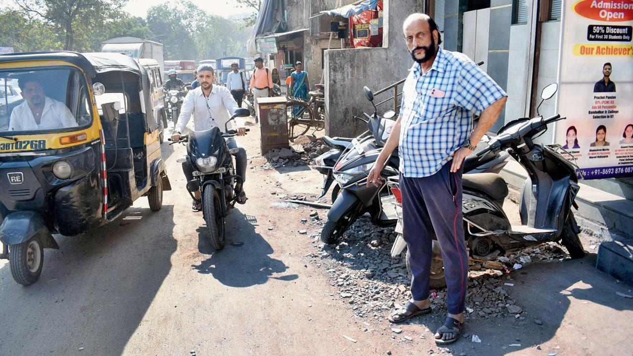 Ghatkopar residents fume as BMC ignores pleas to build footpath | News World Express